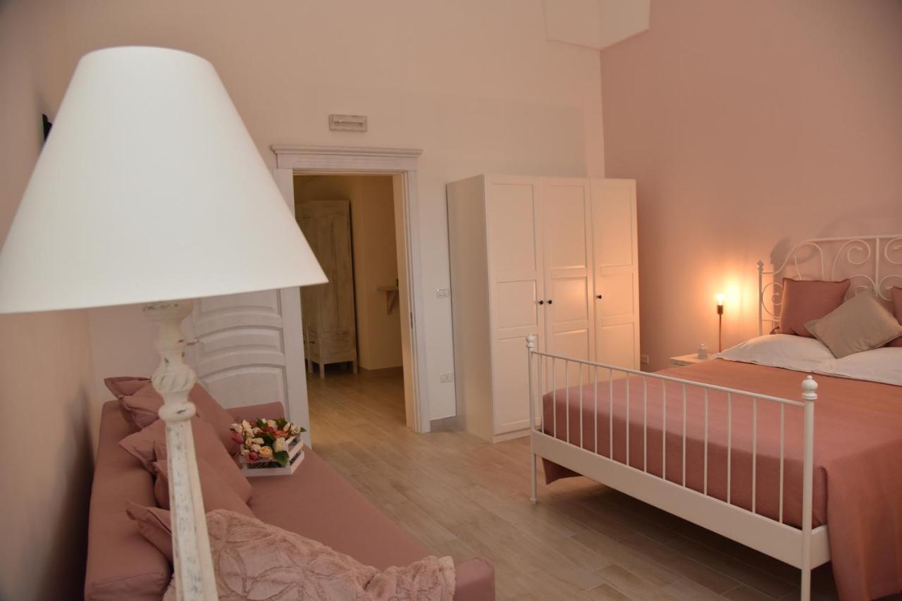 Ai Raggi Di Sole Bed and Breakfast Lecce Exteriör bild