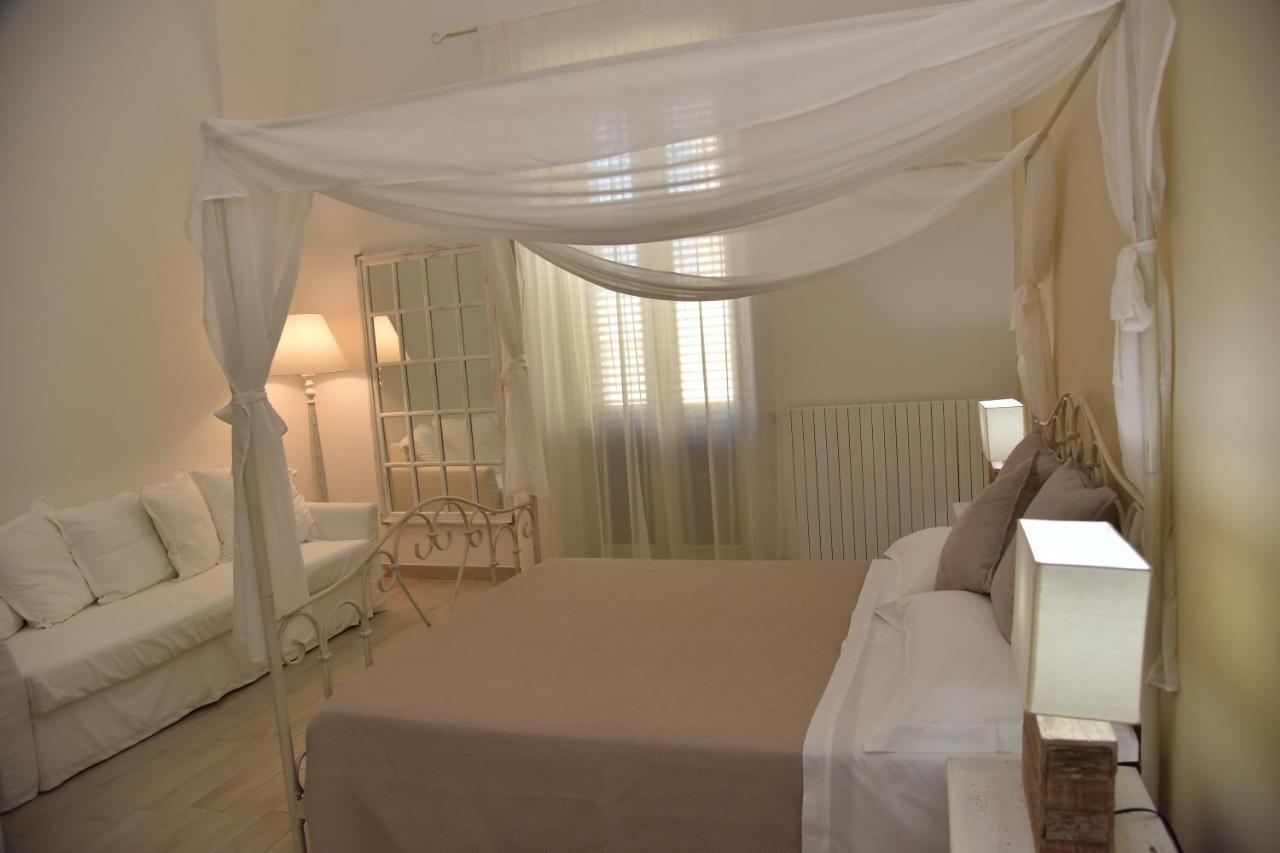 Ai Raggi Di Sole Bed and Breakfast Lecce Exteriör bild
