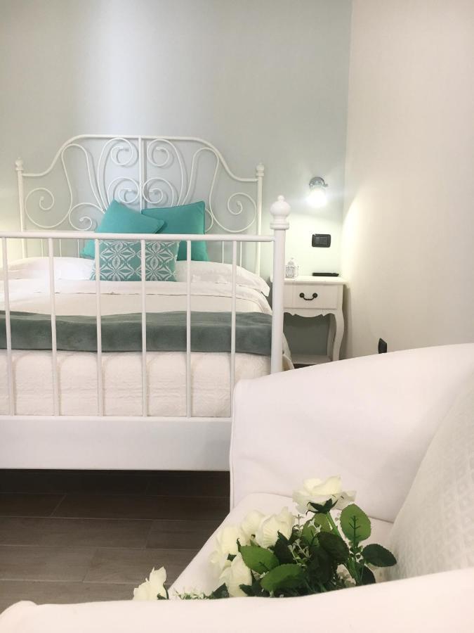 Ai Raggi Di Sole Bed and Breakfast Lecce Exteriör bild
