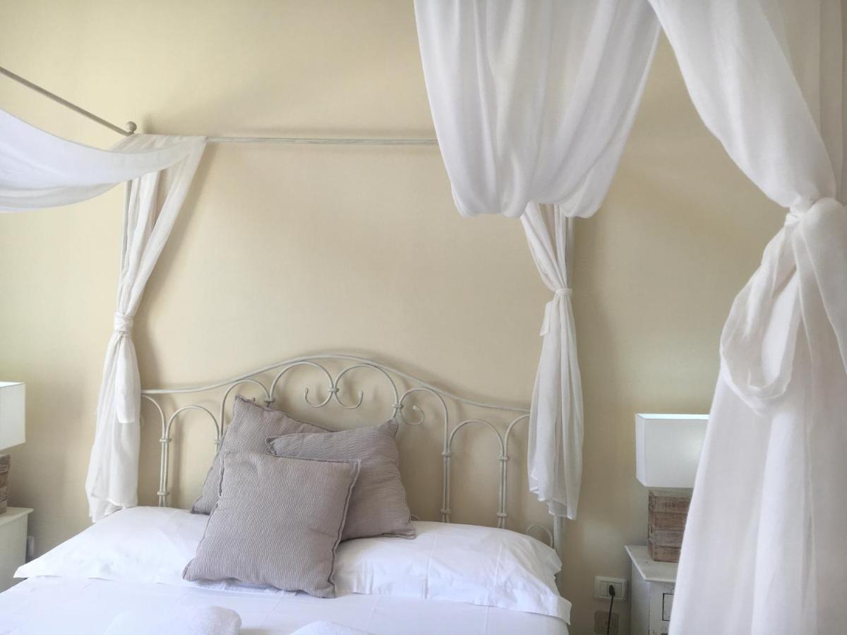 Ai Raggi Di Sole Bed and Breakfast Lecce Exteriör bild