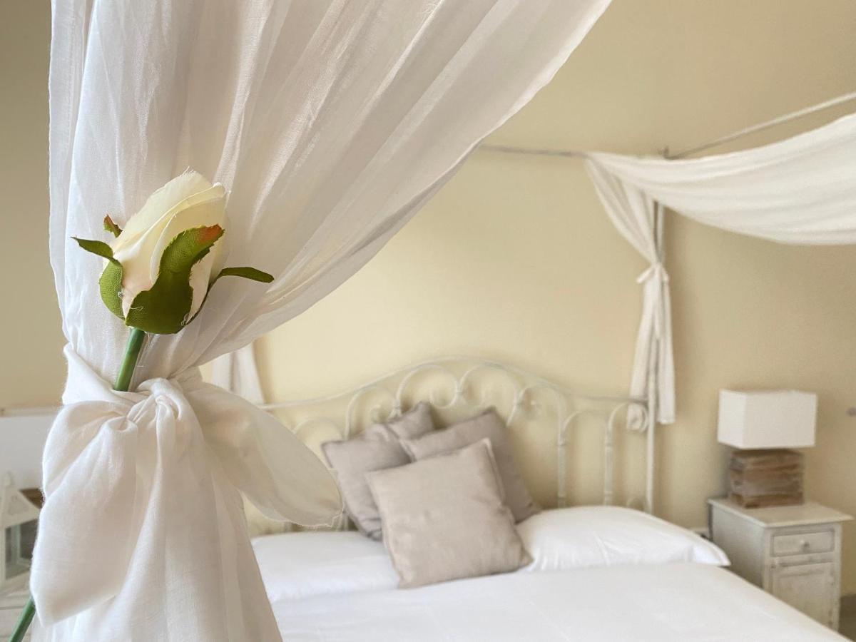 Ai Raggi Di Sole Bed and Breakfast Lecce Exteriör bild